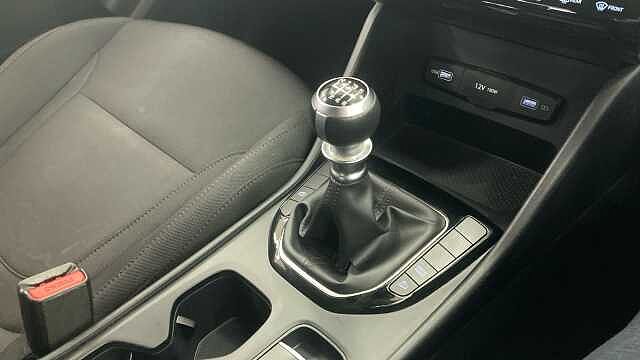 Hyundai TUCSON 1.6 TGDi SE Connect 5dr 2WD Petrol Estate Red