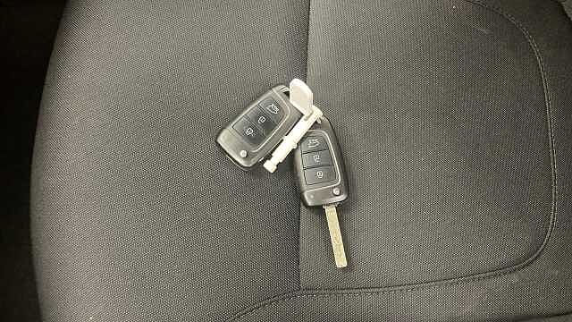 Hyundai TUCSON 1.6 TGDi SE Connect 5dr 2WD Petrol Estate Red