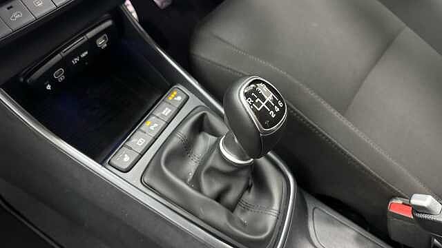 Hyundai BAYON 1.0 TGDi Ultimate 5dr Petrol Hatchback Green