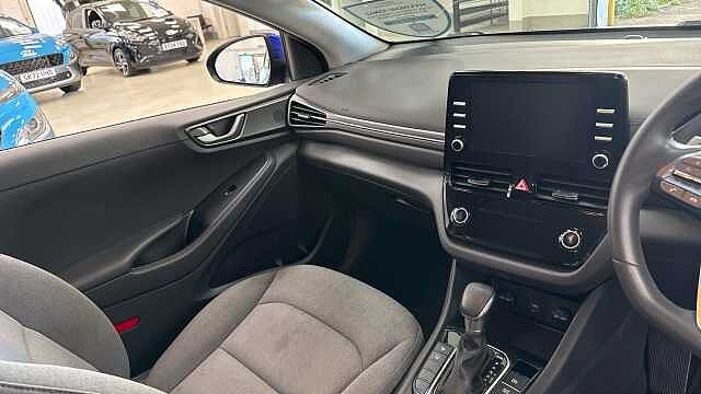 Hyundai IONIQ 1.6 GDi Hybrid SE Connect 5dr DCT Hybrid Hatchback