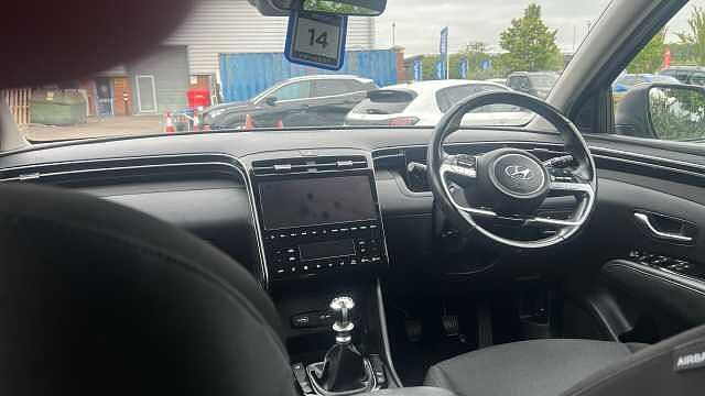 Hyundai TUCSON 1.6 TGDi SE Connect 5dr 2WD Petrol Estate Red