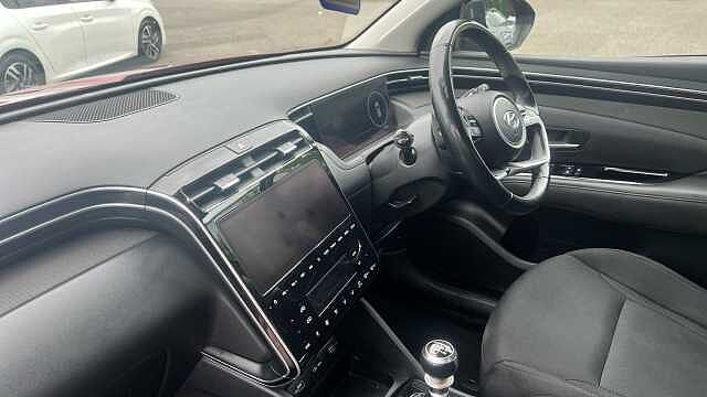 Hyundai TUCSON 1.6 TGDi SE Connect 5dr 2WD Petrol Estate Red