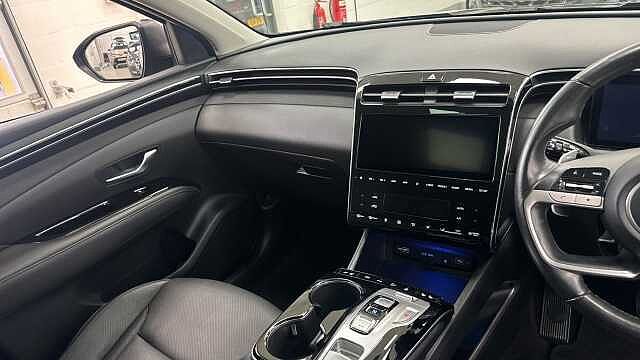 Hyundai TUCSON 1.6 TGDi Hybrid 230 Ultimate 5dr 2WD Auto Hybrid Estate Black