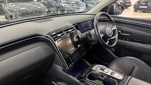 Hyundai TUCSON 1.6 TGDi Hybrid 230 Ultimate 5dr 2WD Auto Hybrid Estate Black