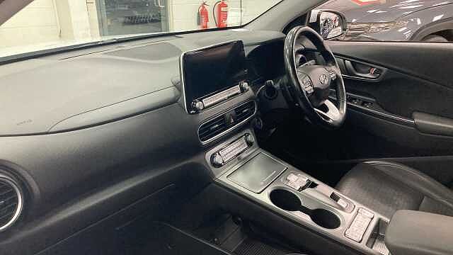 Hyundai KONA 150kW Premium SE 64kWh 5dr Auto Electric Hatchback