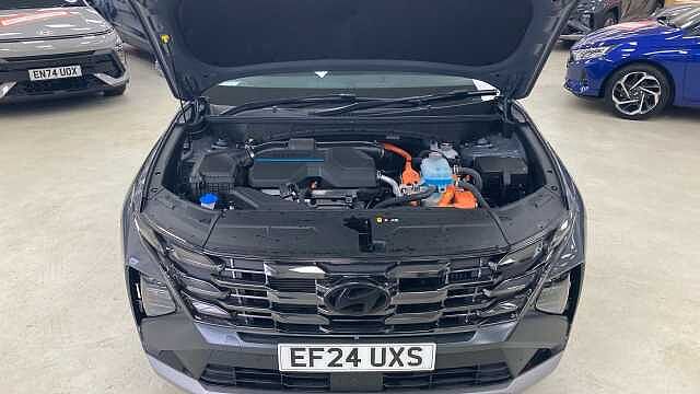 Hyundai TUCSON 1.6T Plug-in Hybrid Premium 5dr 4WD Auto Estate