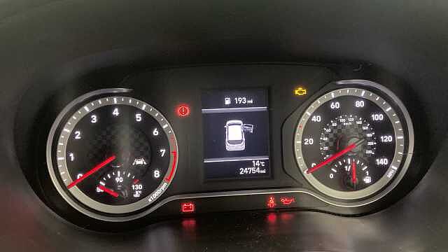 Hyundai i10 1.0 MPi SE Connect 5dr Petrol Hatchback