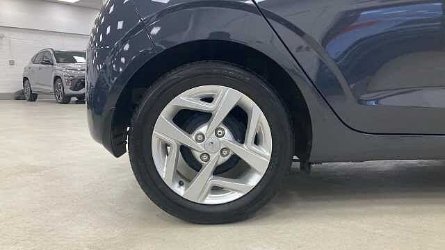 Hyundai i10 1.0 MPi SE Connect 5dr Petrol Hatchback