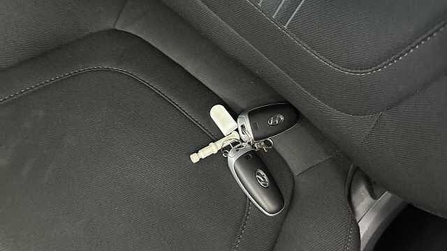 Hyundai TUCSON 1.6 TGDi Hybrid 230 Premium 5dr 2WD Auto Hybrid Estate Blue