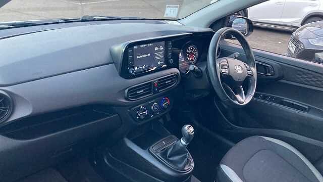 Hyundai i10 1.0 MPi SE Connect 5dr Petrol Hatchback