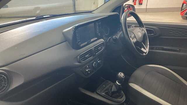 Hyundai I10 1.0 MPi SE Connect 5dr Petrol Hatchback White