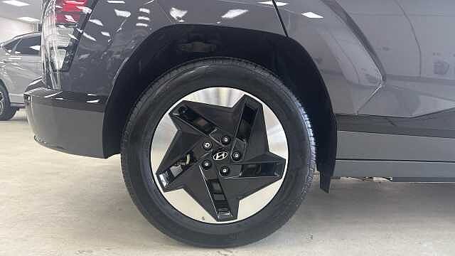 Hyundai KONA 160kW Advance 65kWh 5dr Auto Electric Hatchback Grey