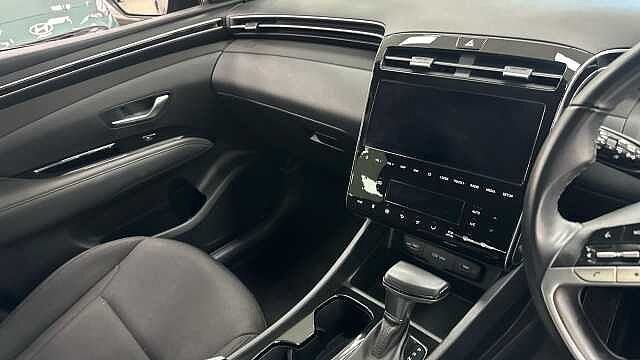 Hyundai TUCSON 1.6 TGDi 48V MHD SE Connect 5dr 2WD DCT Petrol Estate