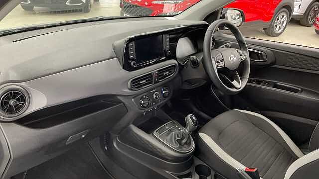Hyundai i10 1.0 [63] Advance 5dr Auto [Nav]