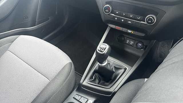 Hyundai I20 1.2 MPi Premium Nav 5dr Blue