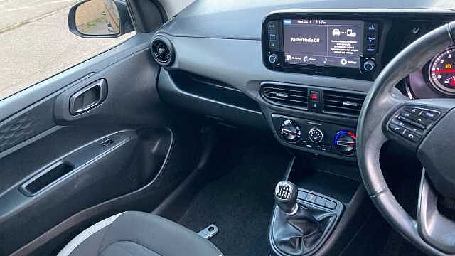 Hyundai I10 1.0 MPi SE Connect 5dr Black