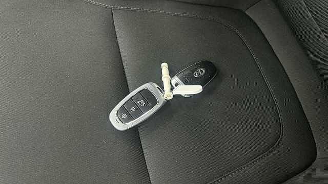 Hyundai TUCSON 1.6 TGDi Premium 5dr 2WD Red