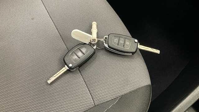 Hyundai I20 1.2 MPi S Connect 5dr White