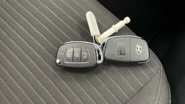 Hyundai i20 1.0T GDi 48V MHD SE Connect 5dr