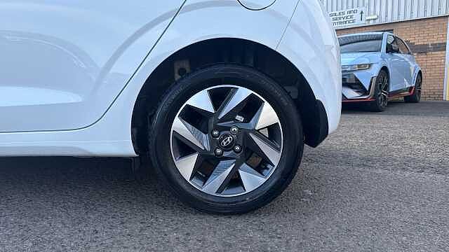 Hyundai I10 1.2 Advance 5dr White