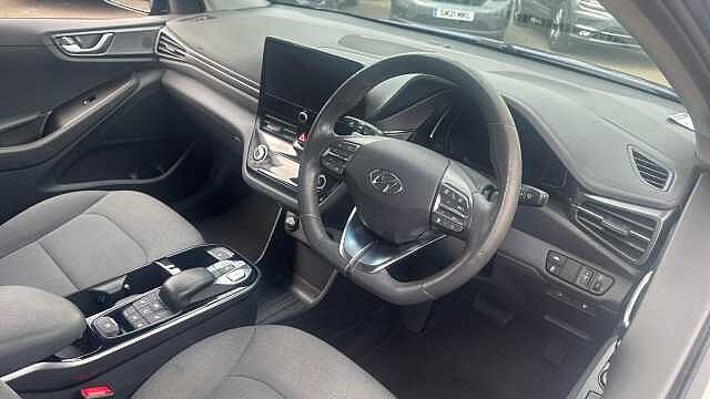 Hyundai IONIQ 100kW Premium 38kWh 5dr Auto Blue
