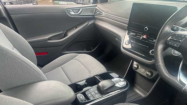 Hyundai IONIQ 100kW Premium 38kWh 5dr Auto Blue