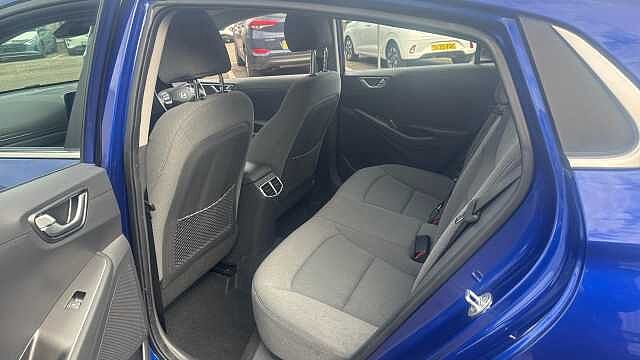 Hyundai IONIQ 100kW Premium 38kWh 5dr Auto Blue