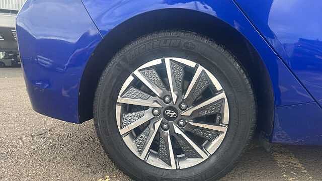 Hyundai IONIQ 100kW Premium 38kWh 5dr Auto Blue