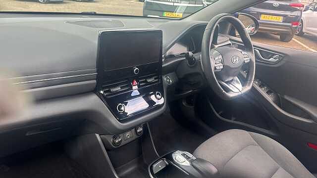 Hyundai IONIQ 100kW Premium 38kWh 5dr Auto Blue
