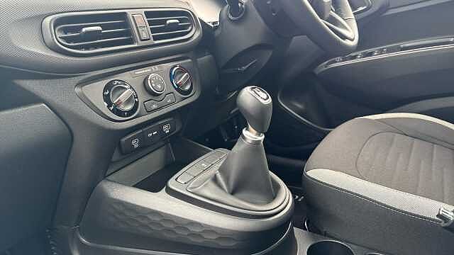 Hyundai i10 1.0 [63] Advance 5dr [Nav]