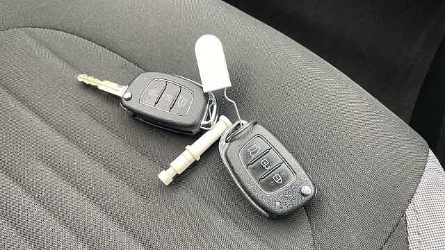 Hyundai i10 1.0 MPi SE Connect 5dr