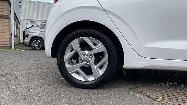 Hyundai i10 1.0 MPi SE Connect 5dr