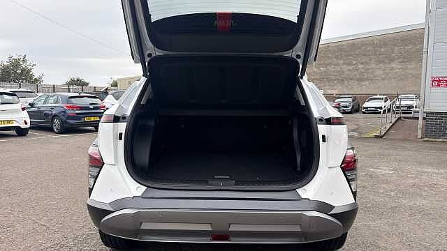 Hyundai KONA 1.6 Hybrid 138 Ultimate 5dr DCT White
